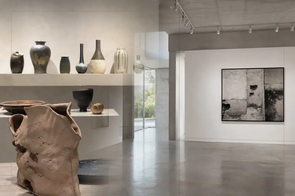 Composición editorial sobre artes visuales para la guía de Salvador Dalí Museum