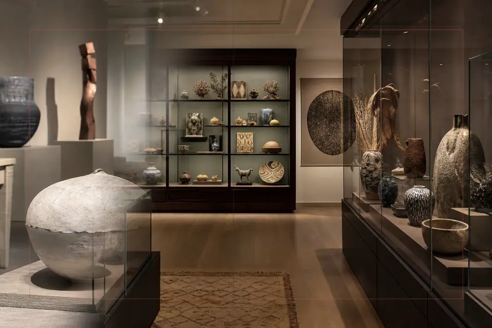 تكوين تحريري عن الفنون البصرية لدليل Weisman Art Museum